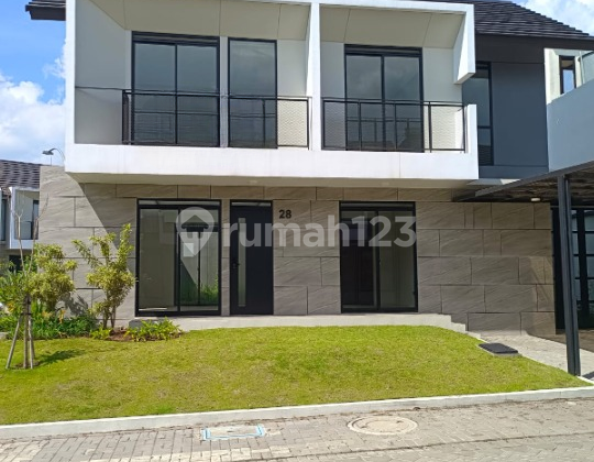 Rumah Hook Gress di Punawangi Kota Baru Parahyangan