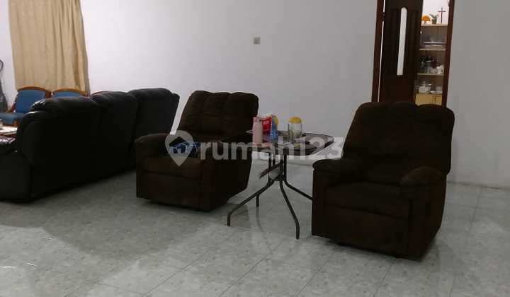 Rumah 2 Lantai Siap Huni di Villa Istana Bunga Bandung 2