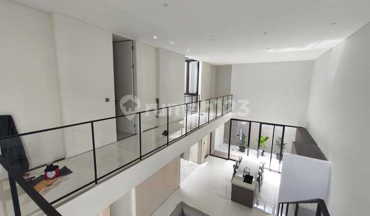 Rumah Lux Siap Huni di Mayang Sunda Kota Baru Parahyangan