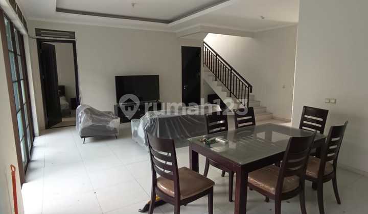 Rumah Lux Btd 2 Kota Baru Parahyangan Full Furnished
