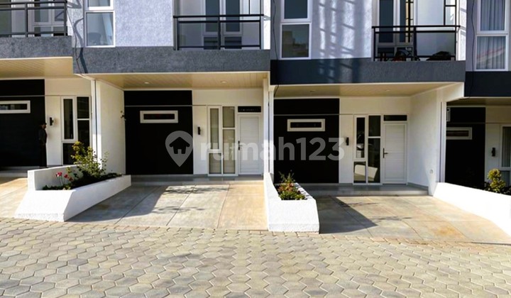 Rumah 2 Lantai Modern Murah di Pamulang Rumah 2 Lantai Modern Murah di Pamulang