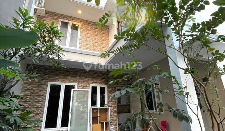 Di Jual Rumah 2 Lantai Komplek Walikota Meruya 1