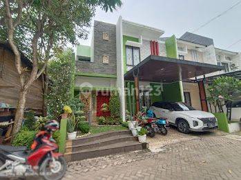 Di Jual Rumah 3 Lantai Karawaci Cluster Flora Aryana 1