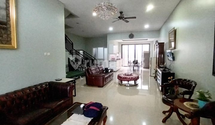 Rumah Lux Minimalis Deket Setraduta Full Furnish