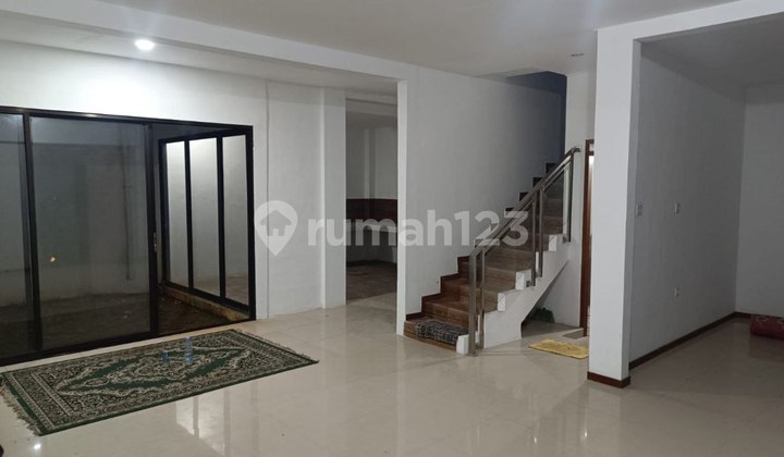 Rumah 3 Lantai di Bali Garden City View Awiligar Bagus 2