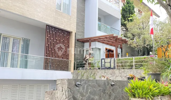 Villa 3 Lantai Di Dago Resort Full Furnish Bagus 2