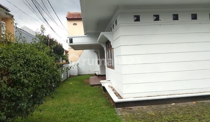 Rumah untuk Kantor Mainroad Turangga Deket Horison