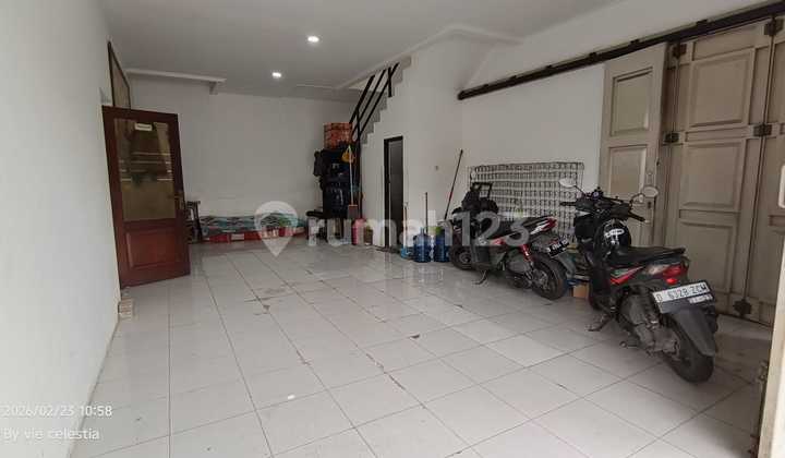 2-Story Shop House Near Transmart and Buahbatu Toll Road 2