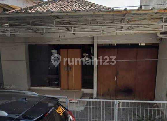 Former Strategic Business House Near Mainroad Sayap Lodaya Talagabodas 2