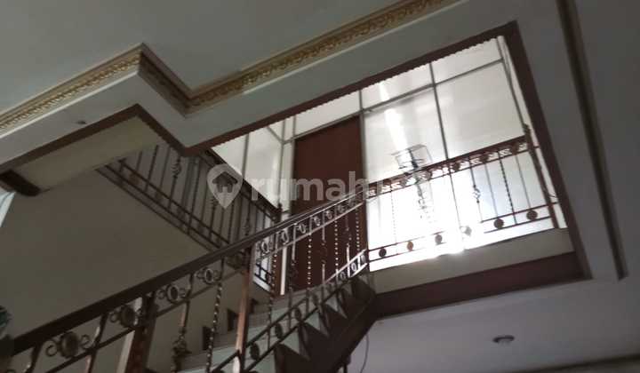 Rumah 2 Lantai Strategis Tengah Kota di Sayap Burangrang Lodaya 2