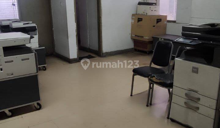Disewa Ruko luas dan strategis di Lengkong pusat Kota 2