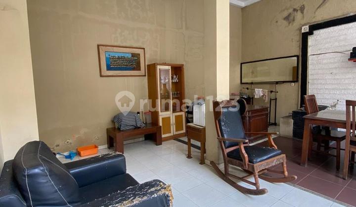 Strategic Two-Story House Suitable for Business Near Mekarwangi Gate. 2