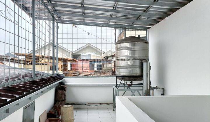 Disewakan Rumah Minimalis Siap Pakai di Taman Kopo Indah 1 2