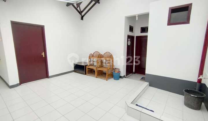 Strategic 2-Story House Suitable for Office in Sukaluyu Cikutra