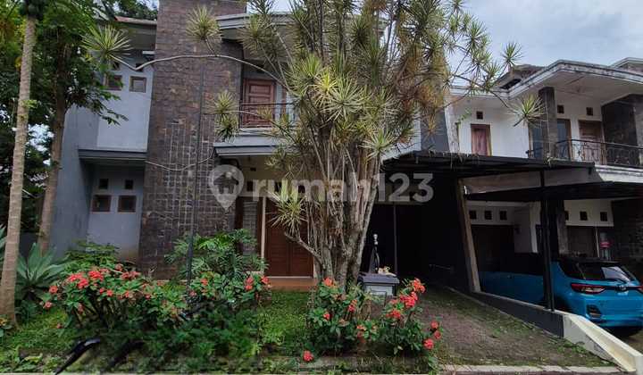 Rumah Nyaman Furnish Dalam Cluster di Cigadung Dago Bandung Utara