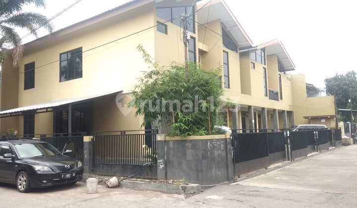 8 Unit Rumah Kontrakan di Komplek Kiaracondong Dekat Borma