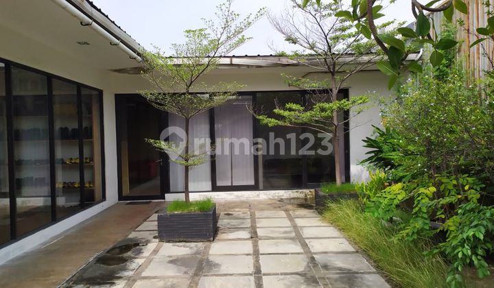 Ruko Gandeng Karang Anyar Utara Raya, Sawah Besar, Jakarta Utara. Ruko Gandeng Karang Anyar Utara Raya, Sawah Besar, Jakarta Utara.