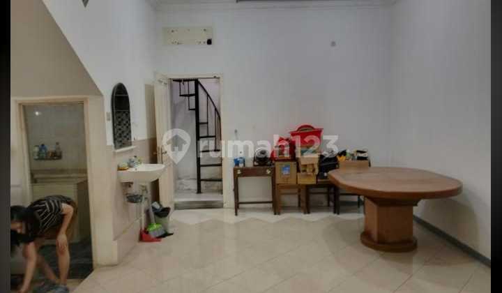 Rumah Siap Huni di Metro Permata Jakarta Barat. Stengah Tusa. Bentuk Ngantong. Rumah Siap Huni di Metro Permata Jakarta Barat. Stengah Tusa. Bentuk Ngantong.