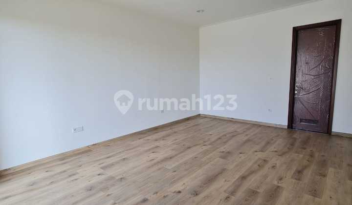 Rumah Hook Siap di Cluster Allegro, Golf Island, Pantai Indah Kapuk 1. Jakarta Utara