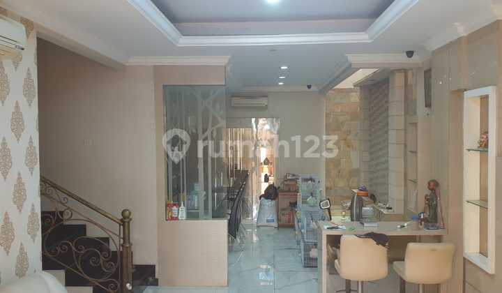 Ready-to-Occupy House in Muara Karang, North Jakarta.