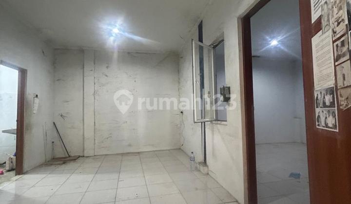 Gudang Di CIpondoh, Tangerang Ada 2 unit. lt 1600m2