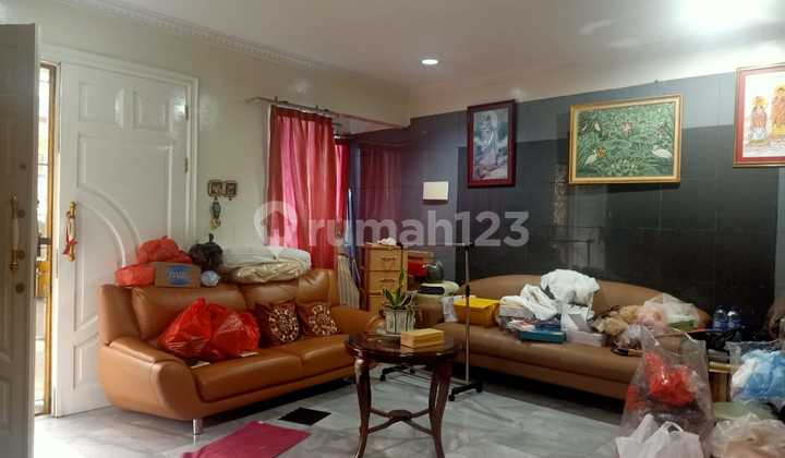 Rumah Muara Karang blok 8 Jakarta Utara. Blok favorit