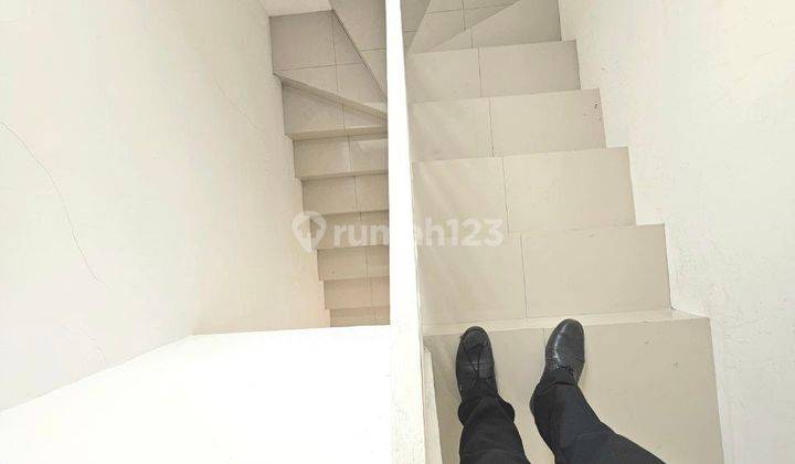 Termurah Jual Cepat Rumah 2 lantai dp all in hanya 2.5 juta dkt rs hermina serpong  2
