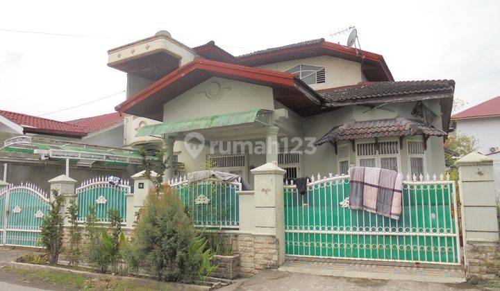 Di Jual Rumah Tinggal 2 Lantai Hub:082274125133 Jl.Damar I Kelurahan Pulo Brayan Darat II, Kecamatan Medan Timur, Kota Medan Propinsi Sumatera Barat  2