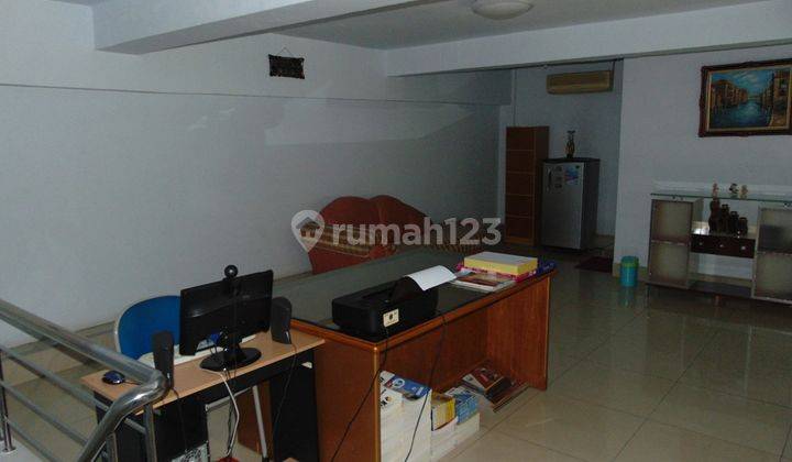 Dijual Ruko 3,5 Lantai Hub 081241875990 Di Jalan Banda No.35 Kec, Wajo Kota Makasar, Provinsi Sulawesi Selatan 2