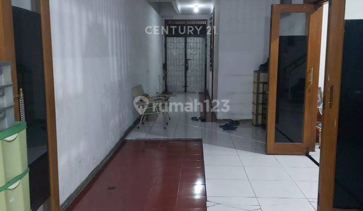 Rumah Tinggal 2 Lantai Anti Banjir Di Jatinegara S8259 2