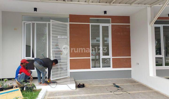 Dijuak Rumah Di Tki 5 Sheerwod Bandung Shm Bagus 1