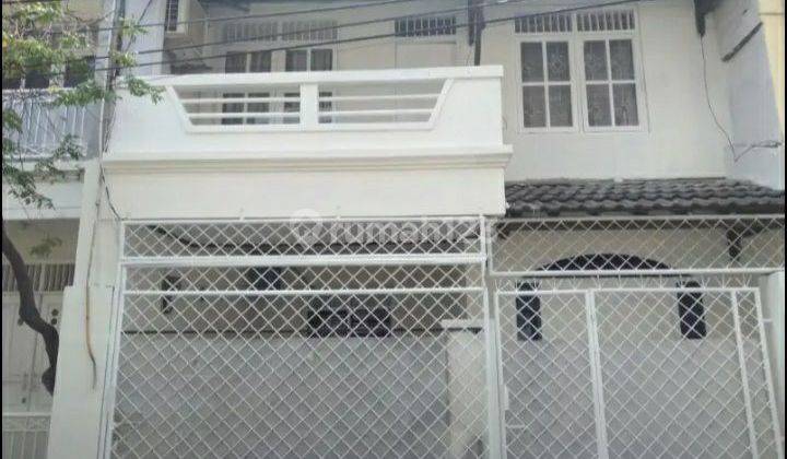 Rumah Komplek Pinggir Jalan Slipi 1