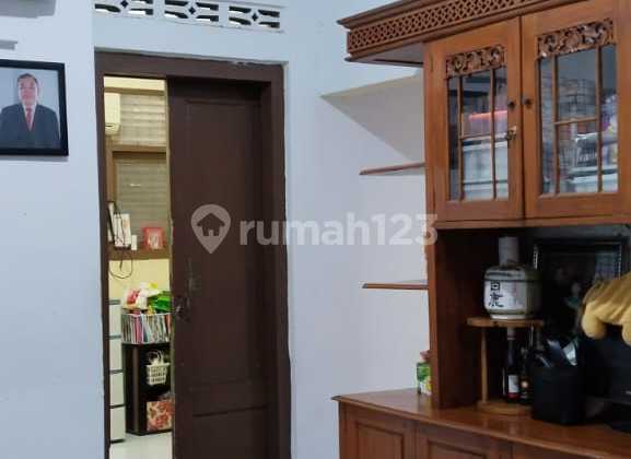 Jual Rumah Lama Cocok U.cocok Kost 2