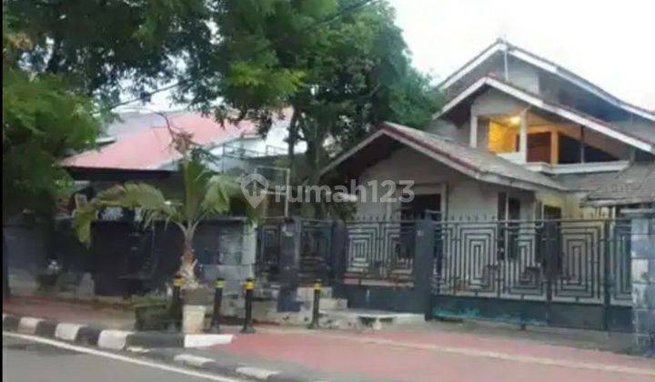 Rumah Pinggir Jalan Raya Tebet 2