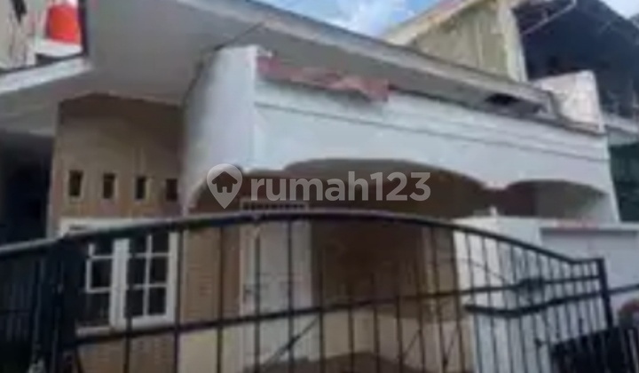 Complex House. Tomang 2