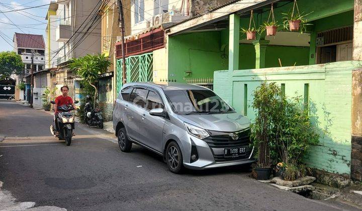 Rumah Di Saharjo Akses 2 Mobil Dkt Jalan Besar 2