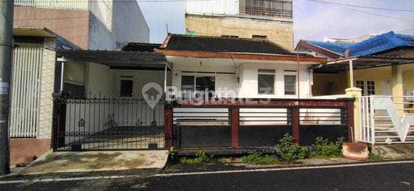 Nice Tidar Rental House, Malang