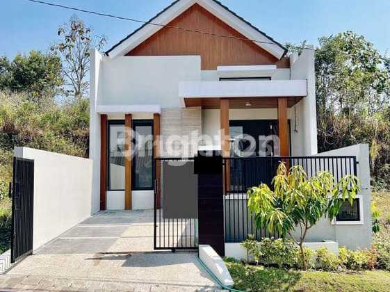 Sawojajar Rental House Near Sawojajar Toll Exit, Malang