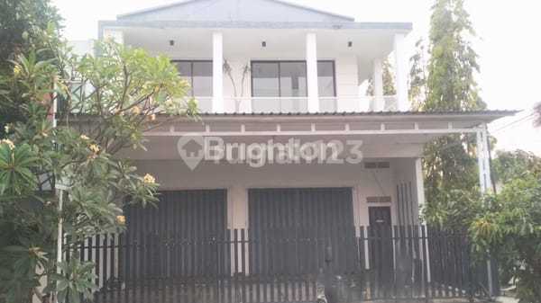 Kontrakan Ruang Usaha Tengah Kota Malang Cocok untuk Juga untuk Gudang atau Usaha