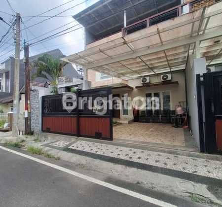 Nice Rental House Near St. Joseph's College HuaInd Blimbing, Malang Nice Rental House Near St. Joseph's College HuaInd Blimbing, Malang