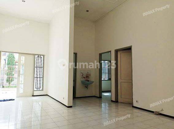 Rumah Kontrakan Bagus Unfurnished di Sulfat , Malang 2