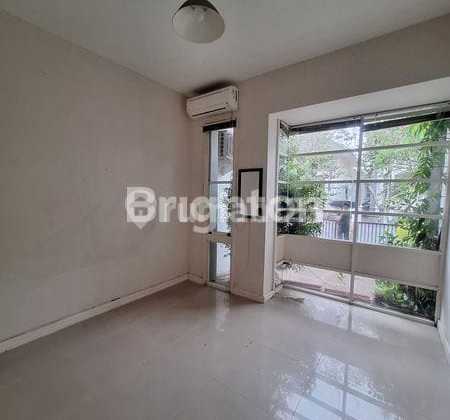 Good Riverside Boarding House Near Bina Bangsa International School