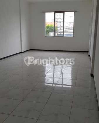 For Rent: Nice Shop House Ready to Occupy Dieng Tidar, Malang 2