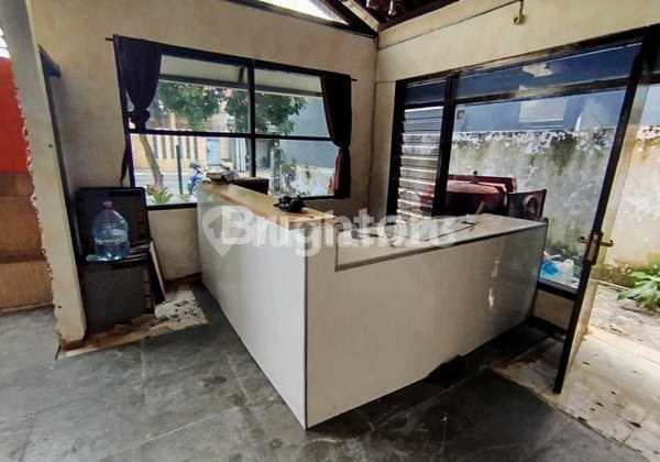 Ruang Usaha Bekas Cafe Soekarno Hatta, Malang