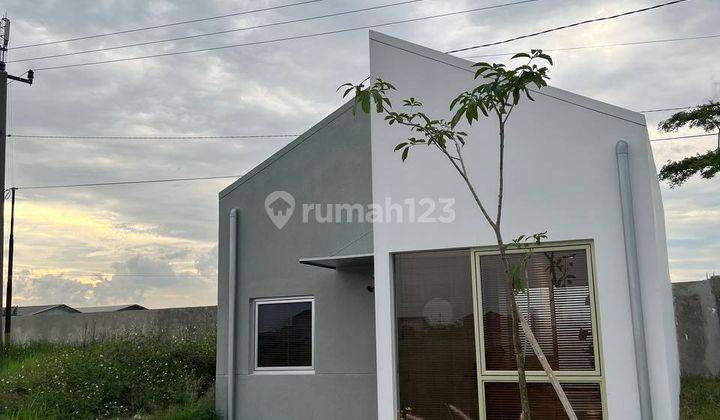 RUMAH MINIMALIS DI BANDUNG TIMUR RUMAH MINIMALIS DI BANDUNG TIMUR