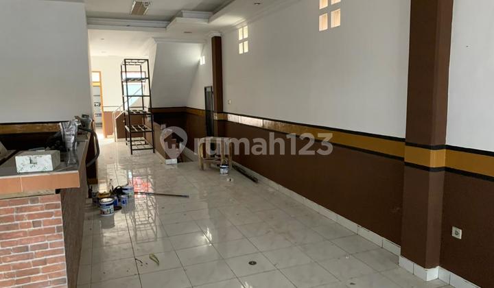Strategic Shop House for Sale Prime Location on Jl Cihampelas, Bandung 32 2