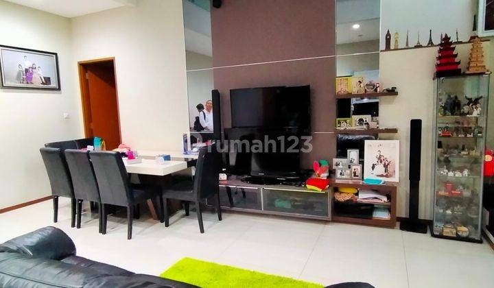 Rumah Dijual Bagus Siap Huni di Area Setrawangi, Sayap Pasteur 1