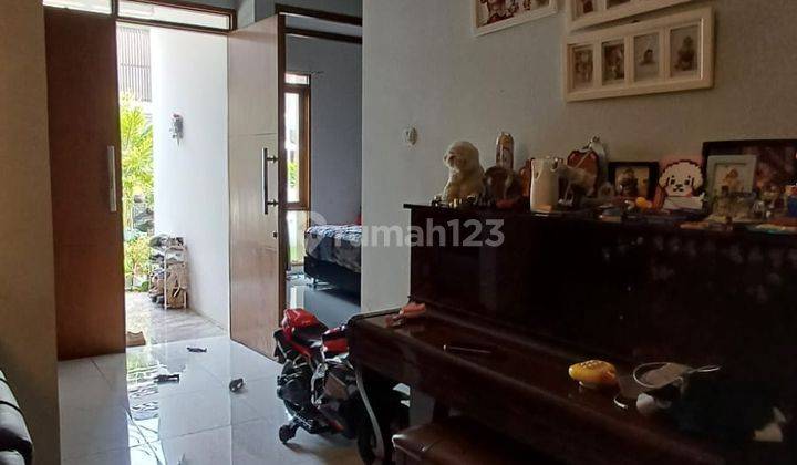 foto lainnya rumah dijual furnished 2 lantai