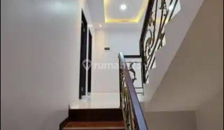 For Rent Rumah Modern Minimalis Tipe 3 Lantai 2