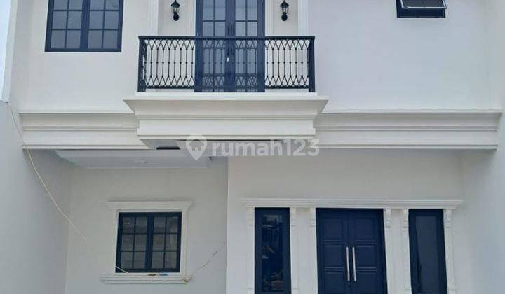 Rumah 2 Lantai Bagus Unfurnished SHM di Srengseng Sawah 1